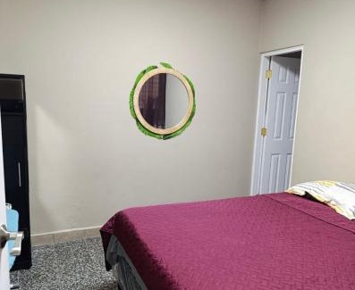 Tegucigalpa Apartamento | 10 minutos de Plaza Miraflores Casa Completa de 2 habitaciones con garaje
