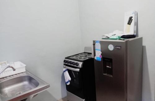 Tegucigalpa Casa | 10 minutos de UNITEC Apartamento Peatonal 2 Habitaciones
