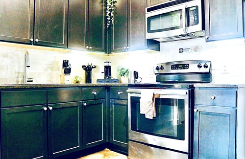 Houston Apartamento | 10% off on weekends in OCTOBER at ELUXE@RiverOaks