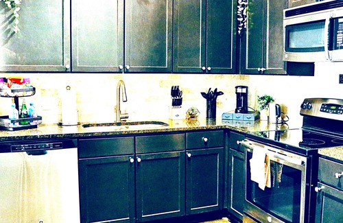 Houston Apartamento | 10% off on weekends in OCTOBER at ELUXE@RiverOaks