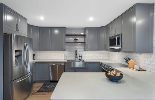 Scottsdale Estates Nine Casa | 10% off Aug/Sept! 4 BR/3 BA, NEW POOL/Hot Tub, perfect location near Old Town!!
