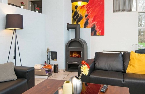 Grønninghoved Strand Casa | Casa de vacaciones contemporánea en Sjølund con sauna