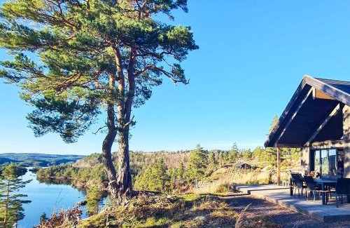 Risor Casa | 10 person holiday home in Søndeled