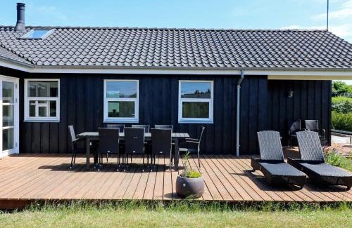 Haslevgarde Casa | 10 person holiday home in Hadsund