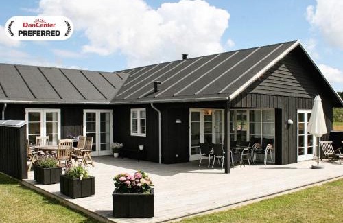 Nysted Casa | 10 person holiday home in Nysted-By Traum