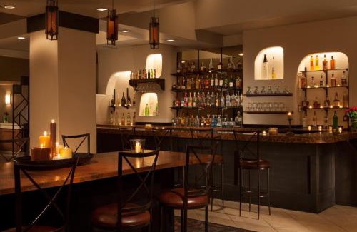 Scottsdale Lodge Casa | 10 Room ScottsdaleResortVillas by AmericanVacationliving