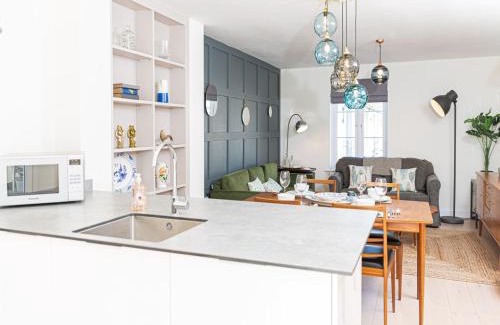 Montpellier Apartamento | 10 Tivoli Mews - By Luxury Apartments