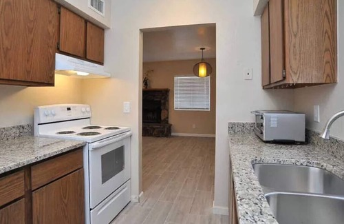 Limberlost Casa | 10 Unit A - Calle Arizona