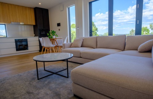 Coldstream Casa | 100% electric smart home on a sustainable farm