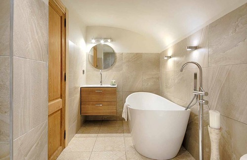 Sales de Llierca Apartamento | 100 m² Apartamento ∙ 3 habitaciones ∙ 8 huéspedes