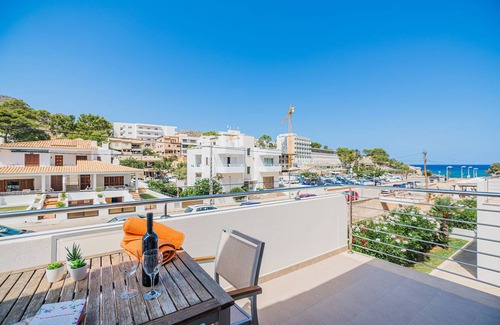 Cala San Vicente Chalet De Esquí | 100 m² Chalet ∙ 3 habitaciones ∙ 6 huéspedes