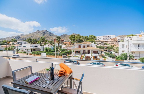 Cala San Vicente Chalet De Esquí | 100 m² Chalet ∙ 3 habitaciones ∙ 6 huéspedes