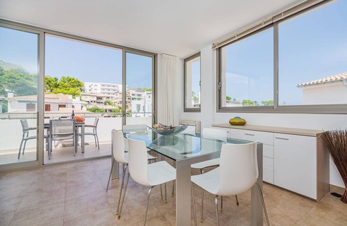 Cala San Vicente Chalet De Esquí | 100 m² Chalet ∙ 3 habitaciones ∙ 6 huéspedes