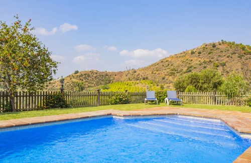 Pizarra Cabaña | 100 m² Casa rural ∙ 4 habitaciones ∙ 8 huéspedes