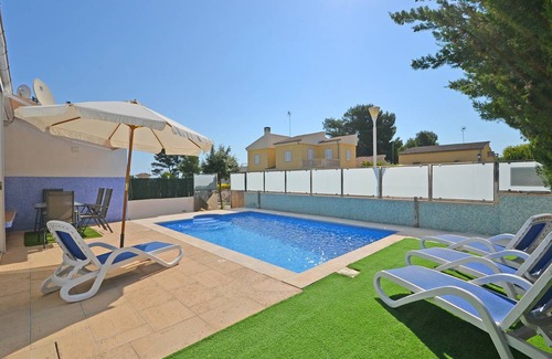 Son Serra de Marina Chalet De Esquí | 100 m² Chalet ∙ 3 habitaciones ∙ 6 huéspedes