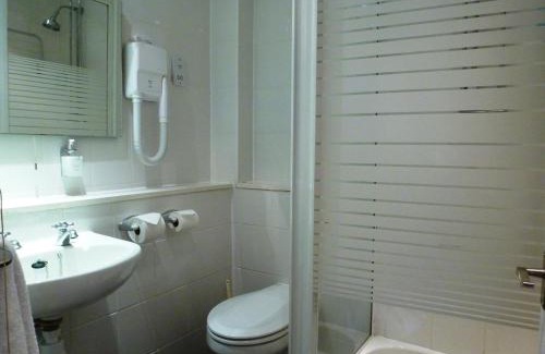 New Town Hotel | 100 Princes Street