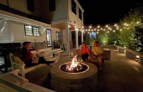 Michigan City Casa | Michigan City Beach House con patio privado y pozo de gas