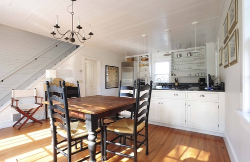Lakeside Cabaña | ¡100% WASHINGTON! (Zoom en el mapa ++) PoshPadsCT "SHEARER RD" Mint 3BR, Piscina, BBQ