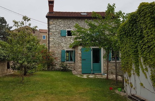Nova Vas Casa | 100 Years Old Stone House