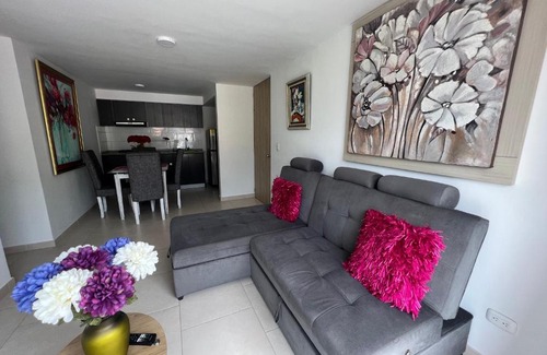 Ibague Apartamento | 1002- PISO 10 CON VISTA A LAS MONTAÑAS DE CALAMBEO CAPACIDAD 7 -8 PERSONAS