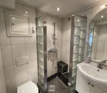 Bergen City Centre Apartamento | 100m from Bryggen - Quiet Stay in Cobblestone Lane