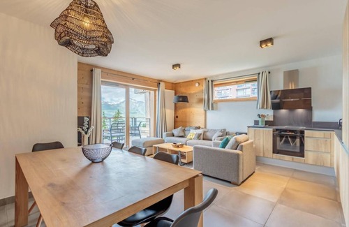 Arc-1800 Apartamento | 3.o piso, vista valle, fitness, sauna, hammam, terraza, parking, local para esquís, 80m², Les Arcs