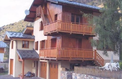 Le Bettaix Apartamento | 1.o piso, chimenea o estufa a leña, parking, tv, 60m², Les Menuires