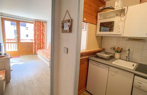 Tignes Apartamento | 100m from resort center, 3rd floor, balcony, tv, ski locker, 27m², Tignes
