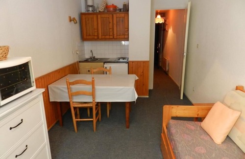 Le Pleynet Apartamento | 100m del centro estación, vista valle/pistas, balcón, parking, local para esquís, 18m², Les 7 Laux