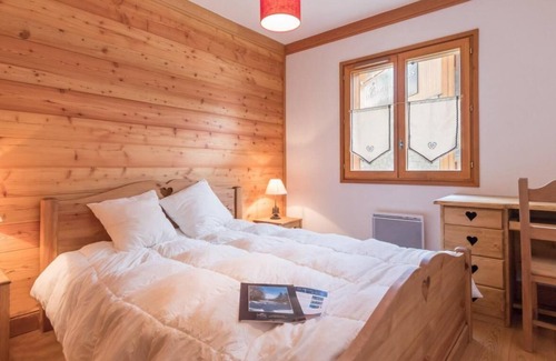 Montgenevre Apartamento | 100m from ski slopes, terrace, parking, 70m², Montgenèvre
