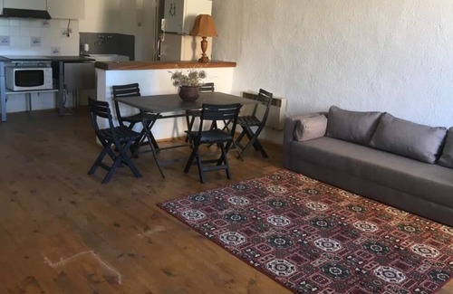 Croce Apartamento | 100m2 apartment in large historic house