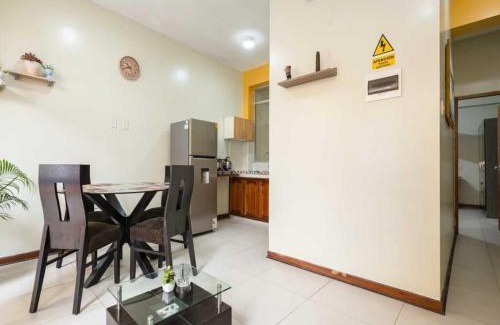 Iquitos Apartamento | 101 RV Apartments Iquitos-APARTAMENTO CON SALIDA A PISCINA