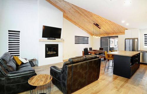Stoneham Casa | 102 chemin des Ruisselets