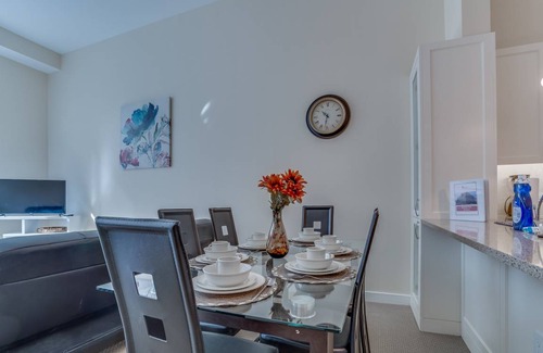 Penn Quarter Apartamento | 102 m² Apartamento ∙ 2 habitaciones ∙ 5 huéspedes