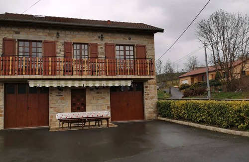 Saint-Pierre-Eynac Casa | 103 m² Casa ∙ 3 habitaciones ∙ 6 personas