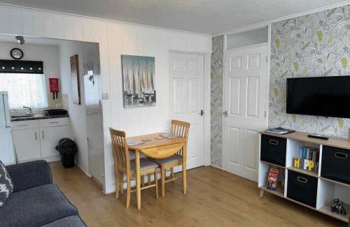 Great Yarmouth Chalet De Esquí | 103 Sunbeach South facing 2 bed chalet M and T chalets