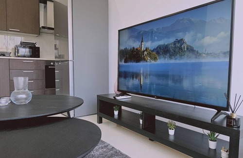 City Centre Apartamento | 104 NIC - 102 Stay Cosmo City Suite