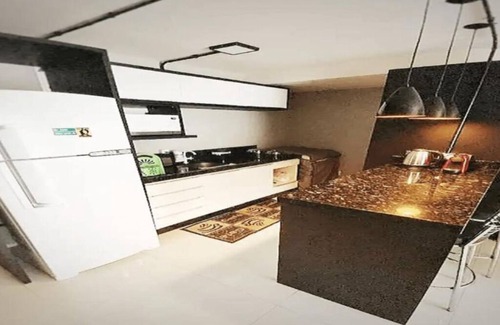 Czerniewicz Casa | 105 Saint Sebastian Flat