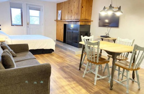 Saint Ferreol les Neiges Condominio | [105] Mont-Sainte-Anne, lovely condo 1 bedroom with air conditionning