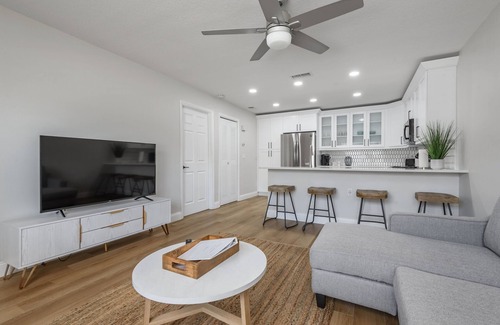 Apollo Beach Condominio | 1053 Apollo Beach Blvd, Unit 2