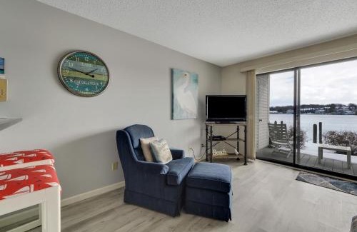 Charlevoix Casa | 106 Edgewater Inn
