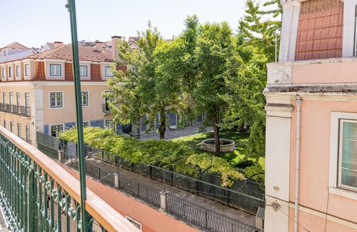 Sao Bento Apartamento | 106 lettér apartment in Lisbon. Cozy atmosphere!