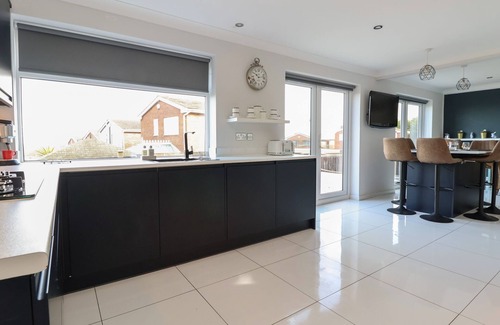 Prestatyn Cabaña | 107 GRONANT ROAD, family friendly, with a garden in Prestatyn