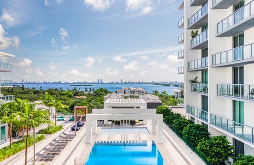 Northeast Miami Apartamento | 107 m² Apartamento ∙ 2 habitaciones ∙ 6 personas