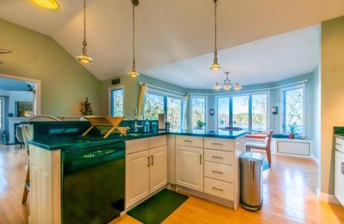 Sandwich Casa | 108 Farmersville Road Sandwich - - Cape Cod