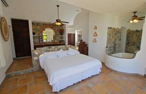 Santa María Huatulco Villa | 1086 - Villa Encantada