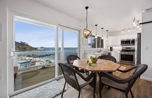 Avalon Casa | 108MT#2 - Prime location on the hillside of Avalon overlooking harbor W/GOLF CA