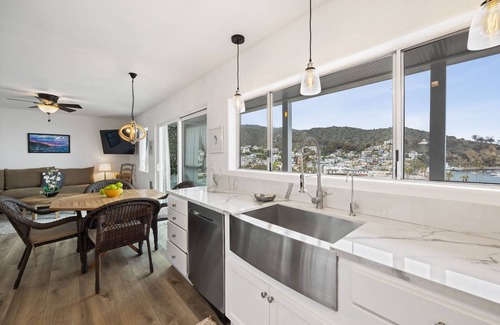 Avalon Casa | 108MT#2 - Prime location on the hillside of Avalon overlooking harbor W/GOLF CA
