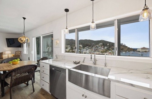 Avalon Casa | 108MT#2 - Prime location on the hillside of Avalon overlooking harbor W/GOLF CA