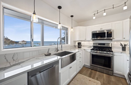 Avalon Casa | 108MT#2 - Prime location on the hillside of Avalon overlooking harbor W/GOLF CA